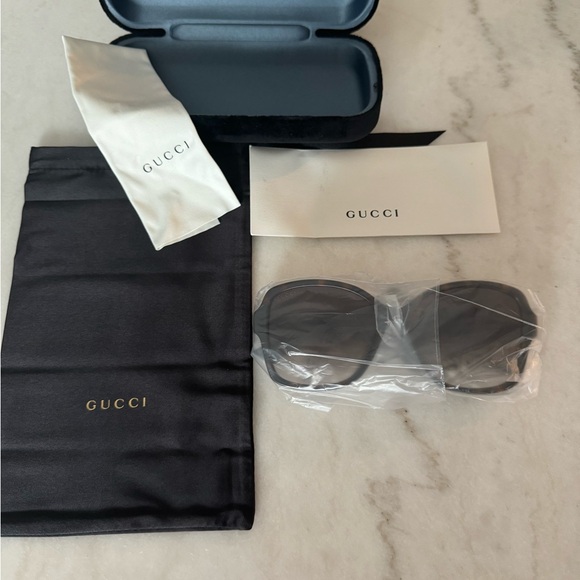 New Gucci Sunglasses main image 7